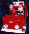firetruck.jpg (24382 bytes)